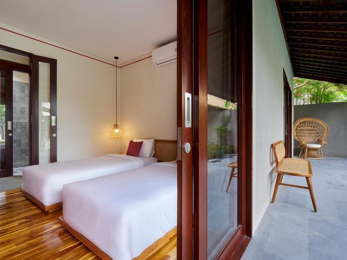 Bumbak Park Villas Canggu Exterior foto