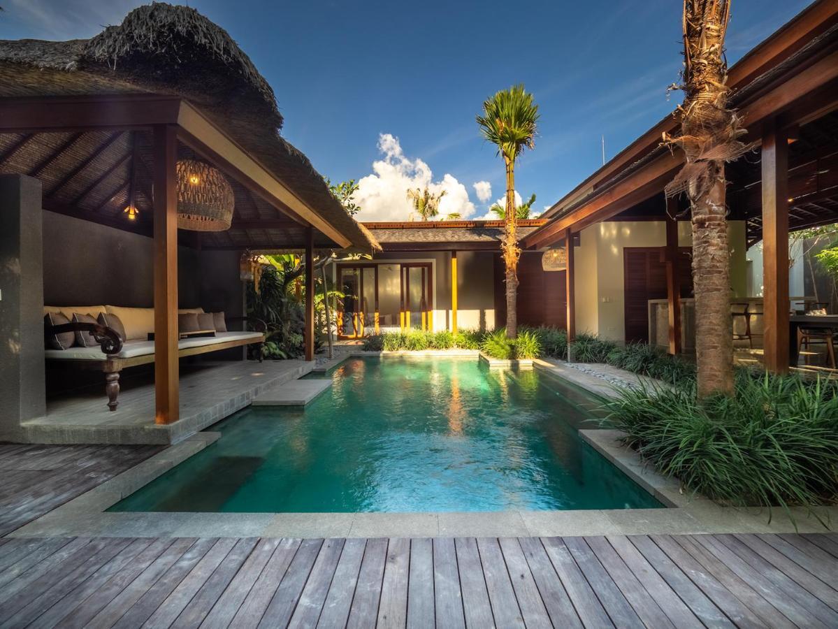 Bumbak Park Villas Canggu Exterior foto